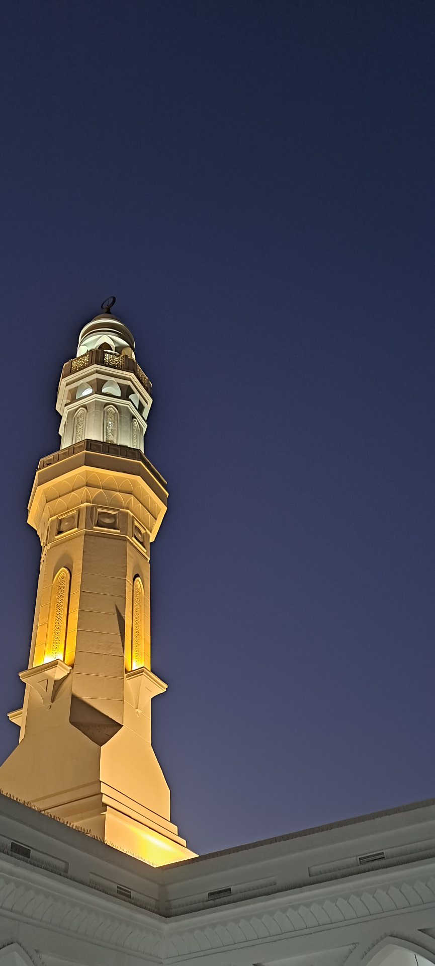 Minaretten etter solnedgang
